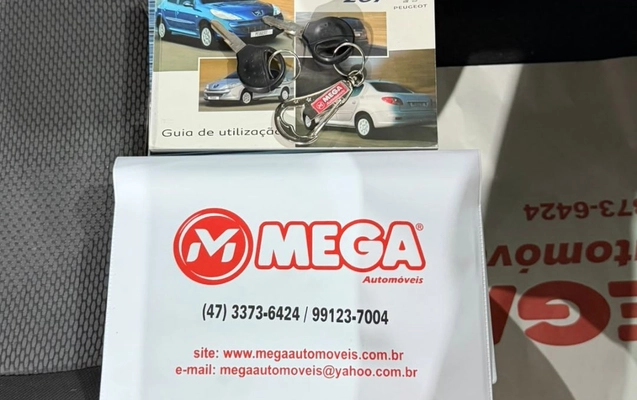imagem-https://www.socarrao.com.br/sc-vehicle-images-prod/3968006/1789827890161-64f6d2ab12684656975c2464a358d49d_1789827858662.jpg