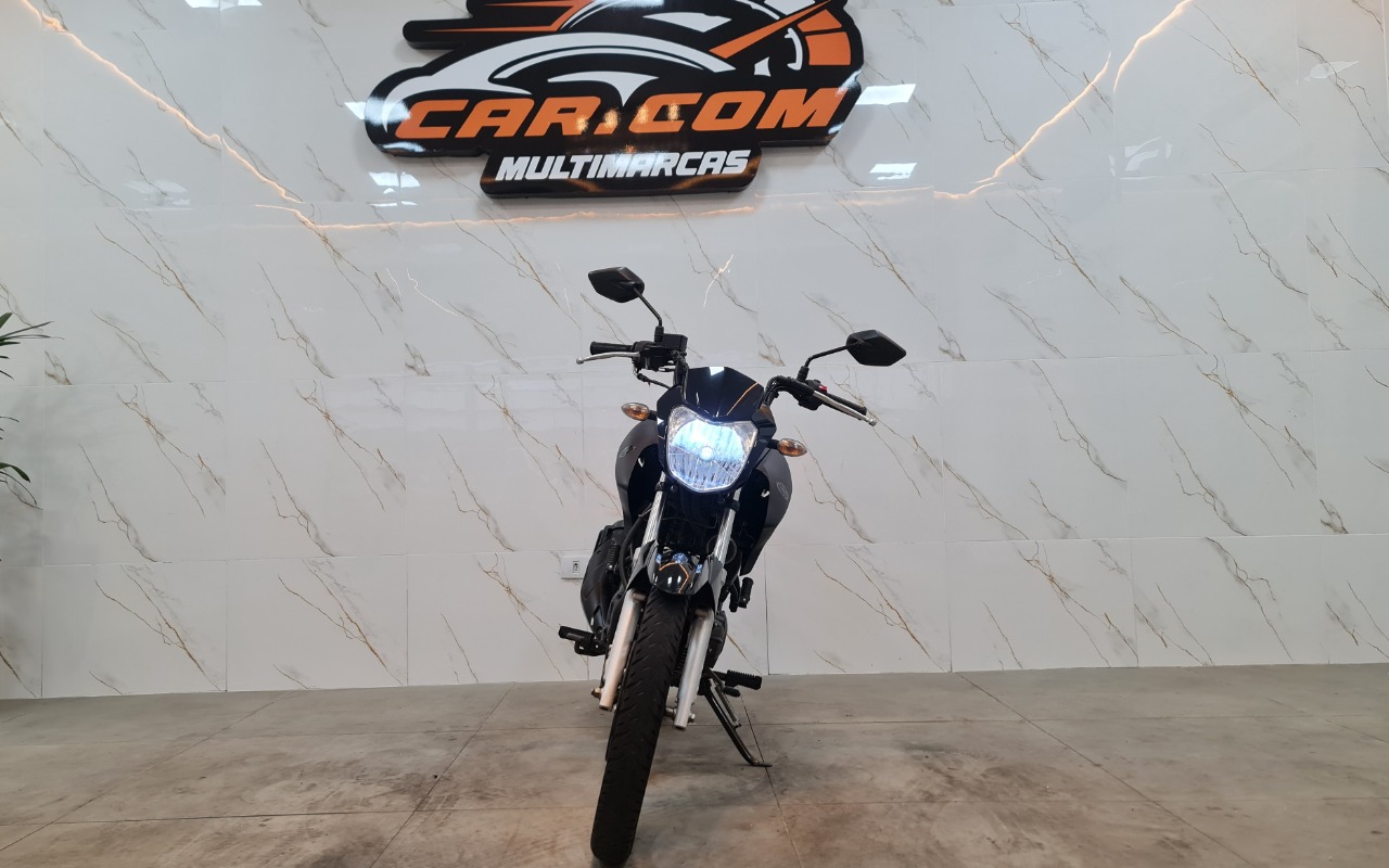 imagem-https://www.socarrao.com.br/sc-vehicle-images-prod/3968008/1789827904867-MjAyNjA5MThfMTczMzIzLmpwZw.jpg