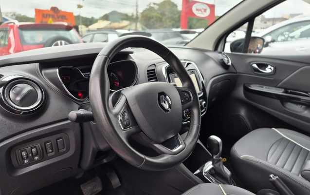 imagem-https://www.socarrao.com.br/sc-vehicle-images-prod/3968016/1789827982055-003_0d5f599c0a66bacbe27ef98201da48b2.jpg