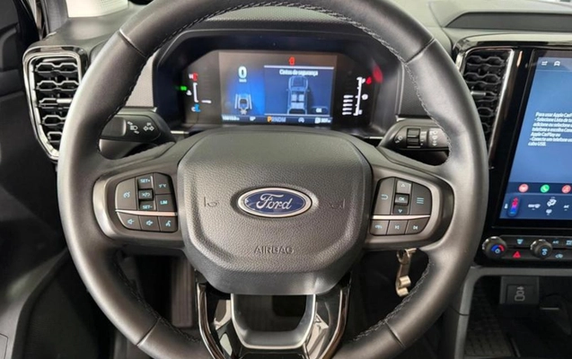 imagem-https://www.socarrao.com.br/sc-vehicle-images-prod/3968059/1789828684856-ODQ1NjMzOF8zX0JfZTdhYjZiOTMzZC5qcGVn.jpeg