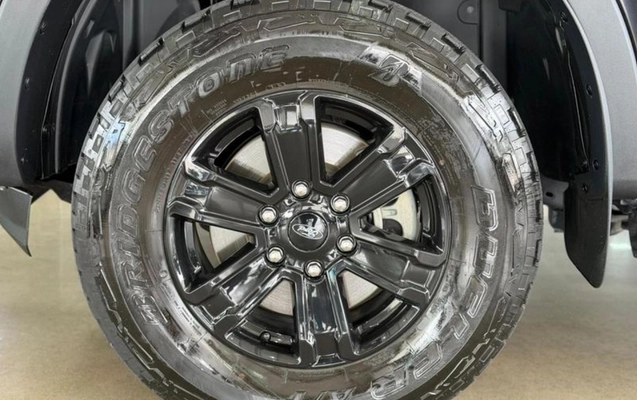 imagem-https://www.socarrao.com.br/sc-vehicle-images-prod/3968059/1789828685319-ODQ1NjMzOF8xNl9CXzUzMGIzZmY3NjIuanBlZw.jpeg