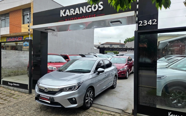 imagem-https://www.socarrao.com.br/sc-vehicle-images-prod/3968104/1789829148818-789afb0c-5d59-4e07-b43e-787b3e8366b3.jpg