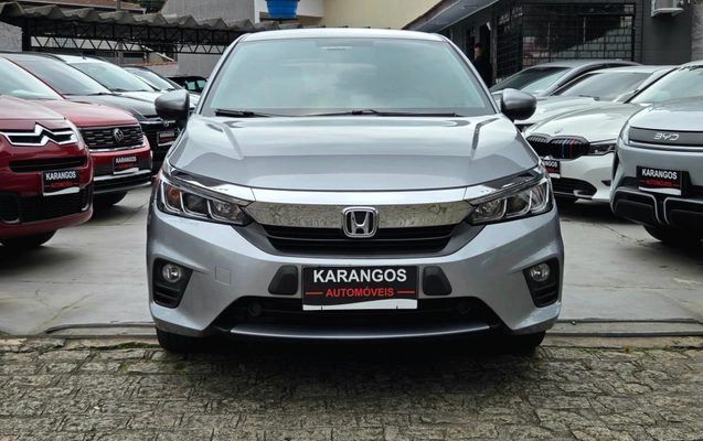 imagem-https://www.socarrao.com.br/sc-vehicle-images-prod/3968104/1789829148825-521fd806-e4a3-4b6d-b511-4afbb84c86a1.jpg