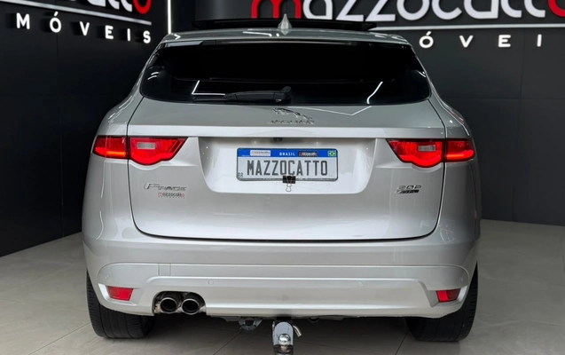 imagem-https://www.socarrao.com.br/sc-vehicle-images-prod/3968112/1789829176941-003_f80fdf653df4902efe169a689df24e1b.jpg