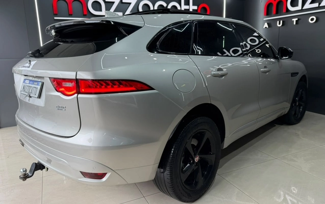 imagem-https://www.socarrao.com.br/sc-vehicle-images-prod/3968112/1789829176942-003_e6f56a6475f96cb5adfcd4fefcd2fa24.jpg