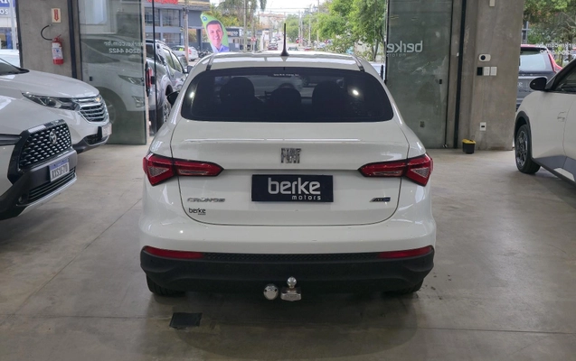imagem-https://www.socarrao.com.br/sc-vehicle-images-prod/3968127/1790175941202-4b62ebc87191471db3c181d9cab22da9_1790172547040.jpg