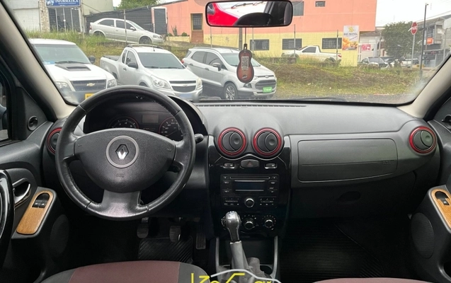 imagem-https://www.socarrao.com.br/sc-vehicle-images-prod/3968128/1789829430090-ms2aAsICV9jw8yt33AhroqNKSnbgDHoP.jpg