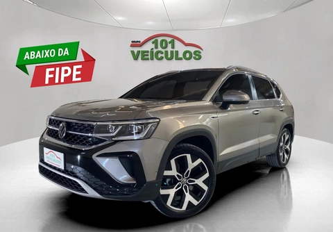 Volkswagen Taos 2024 Bege — foto 1 de 3