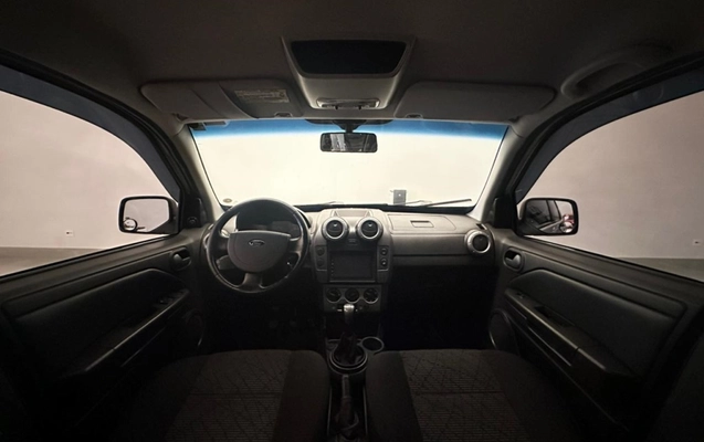 imagem-https://www.socarrao.com.br/sc-vehicle-images-prod/3968173/1789829755665-7_041008.jpg