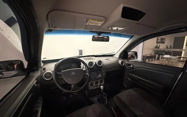 imagem-https://www.socarrao.com.br/sc-vehicle-images-prod/3968173/1789829755667-8_041008.jpg