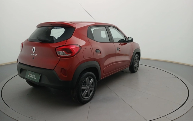 imagem-https://www.socarrao.com.br/sc-vehicle-images-prod/3968185/1789829854427-2_054952.jpg