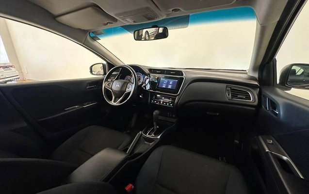 imagem-https://www.socarrao.com.br/sc-vehicle-images-prod/3968197/1789829930939-11.jpg