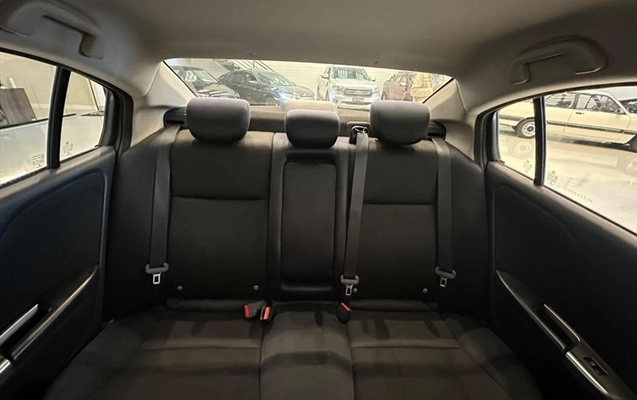 imagem-https://www.socarrao.com.br/sc-vehicle-images-prod/3968197/1789829930944-14.jpg
