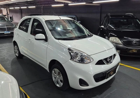 Nissan MARCH 2016 Branco — foto 1 de 3
