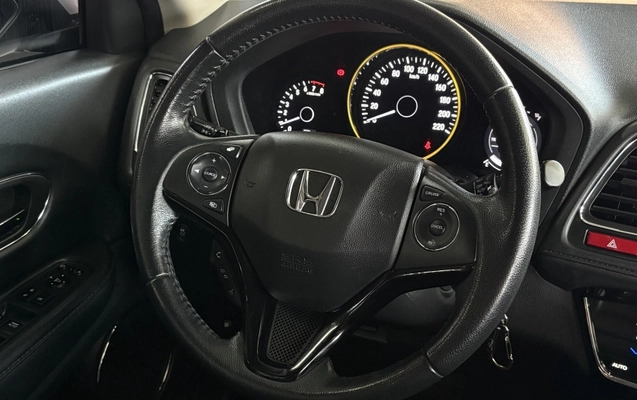 imagem-https://www.socarrao.com.br/sc-vehicle-images-prod/3968232/1789830345992-SWfhy7GactELKQzGgmpEMeuJF3YcnMVK.jpg