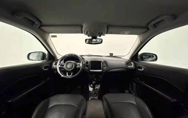 imagem-https://www.socarrao.com.br/sc-vehicle-images-prod/3968277/1789830809976-9_025757.jpg