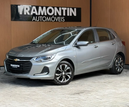 Chevrolet Onix 2024 Cinza — foto 1 de 3