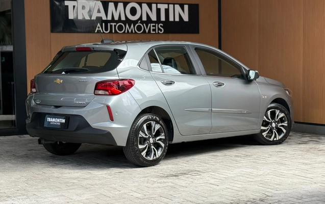 imagem-https://www.socarrao.com.br/sc-vehicle-images-prod/3968306/1789831182290-003_1a9d81341de3a054c9d1471e20eec780.jpg