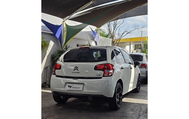 imagem-https://www.socarrao.com.br/sc-vehicle-images-prod/3968316/1789831397085-1_121044.jpg