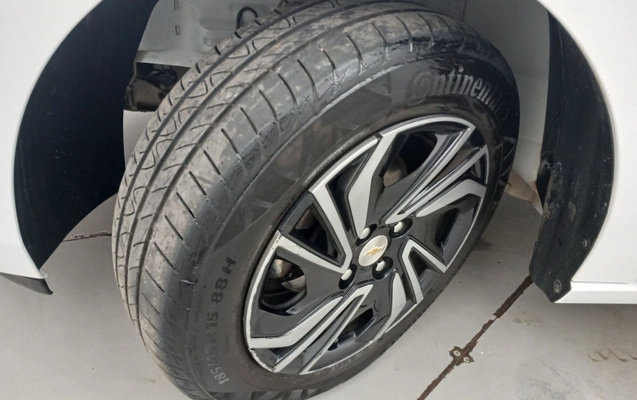 imagem-https://www.socarrao.com.br/sc-vehicle-images-prod/3968440/1789831642473-1_071537.jpg