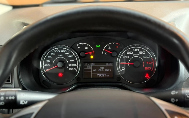 imagem-https://www.socarrao.com.br/sc-vehicle-images-prod/3968448/1789831725915-003_777bb5bd3c6ba45d5cc290aab8882fde.jpg