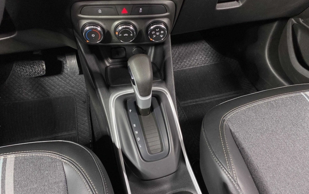 imagem-https://www.socarrao.com.br/sc-vehicle-images-prod/3968476/1789832267056-003_1bd474b63ecae55924a10d566b0541ee.jpg
