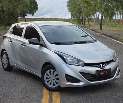 Hyundai HB20 2013 Prata — foto 1 de 3