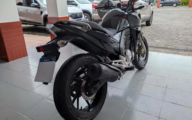 imagem-https://www.socarrao.com.br/sc-vehicle-images-prod/3968552/1790444419440-8494016_15_B_f79ff73a8f.jpeg