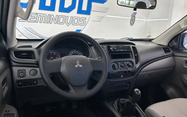 imagem-https://www.socarrao.com.br/sc-vehicle-images-prod/3968597/1789833421239-2_125639.jpg
