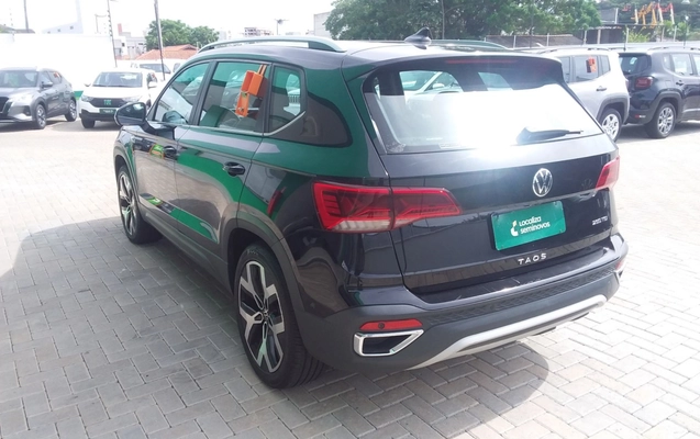 imagem-https://www.socarrao.com.br/sc-vehicle-images-prod/3968653/1789834377655-1_070936.jpg