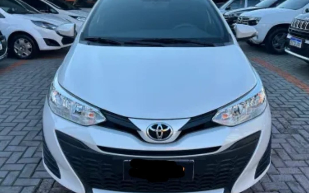 Toyota Yaris 2021 Branco — foto 1 de 3