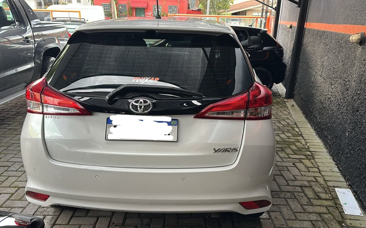 imagem-https://www.socarrao.com.br/sc-vehicle-images-prod/3968727/1789835207136-V2hhdHNBcHAgSW1hZ2UgMjAyNi0wOS0xOCBhdCAyMi4zNS4xOCAoNSkuanBlZw.jpeg
