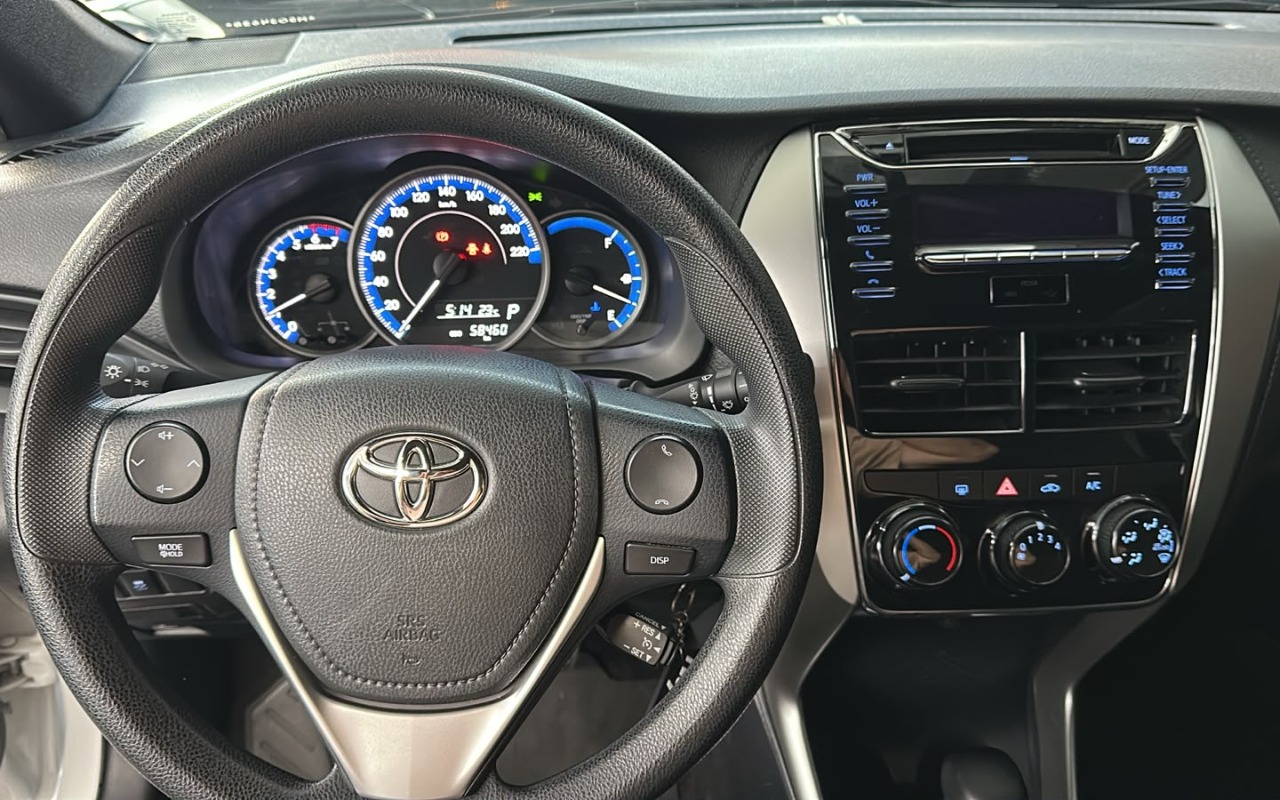 imagem-https://www.socarrao.com.br/sc-vehicle-images-prod/3968727/1789835207384-V2hhdHNBcHAgSW1hZ2UgMjAyNi0wOS0xOCBhdCAyMi4zNS4xOCAoOCkuanBlZw.jpeg