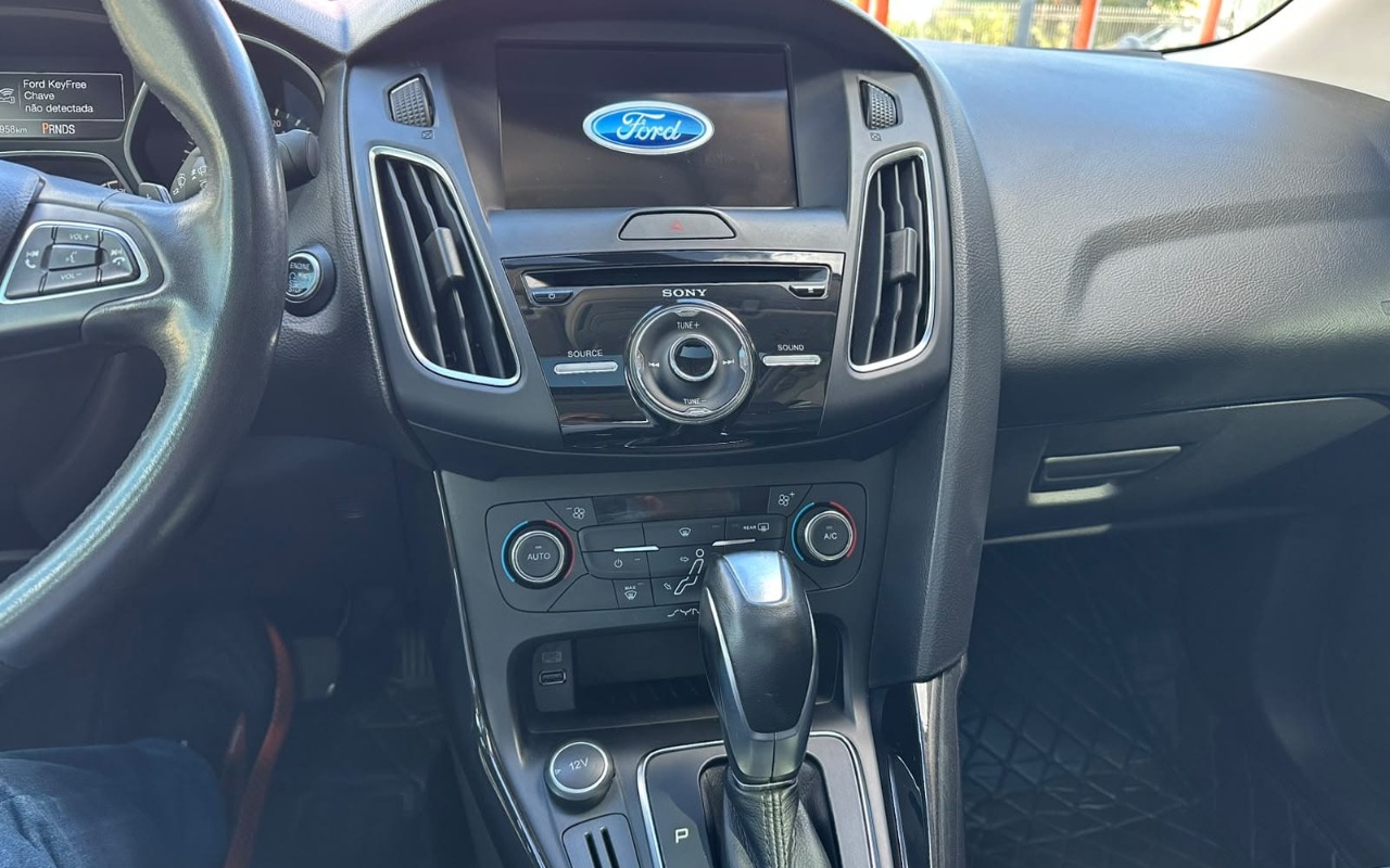 imagem-https://www.socarrao.com.br/sc-vehicle-images-prod/3968737/1789835406525-V2hhdHNBcHAgSW1hZ2UgMjAyNi0wOS0xOCBhdCAyMS41Mi4wMyAoMikuanBlZw.jpeg