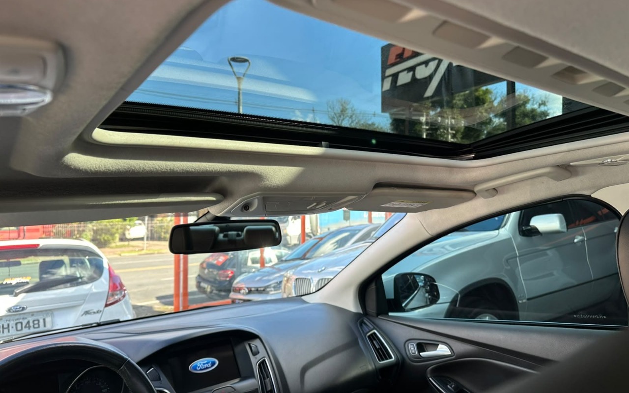 imagem-https://www.socarrao.com.br/sc-vehicle-images-prod/3968737/1789835407397-V2hhdHNBcHAgSW1hZ2UgMjAyNi0wOS0xOCBhdCAyMS41Mi4wNCAoMSkuanBlZw.jpeg