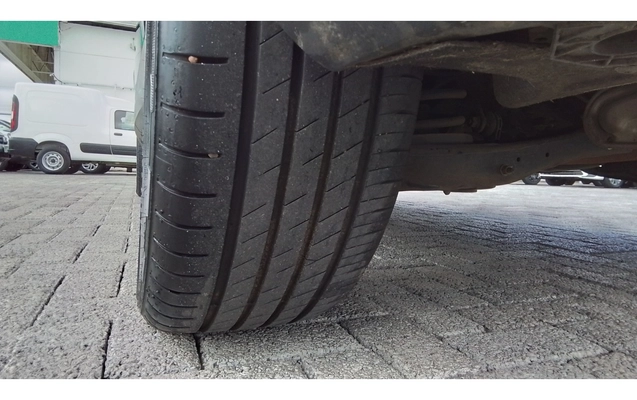 imagem-https://www.socarrao.com.br/sc-vehicle-images-prod/3968738/1789835415300-1_092125.jpg
