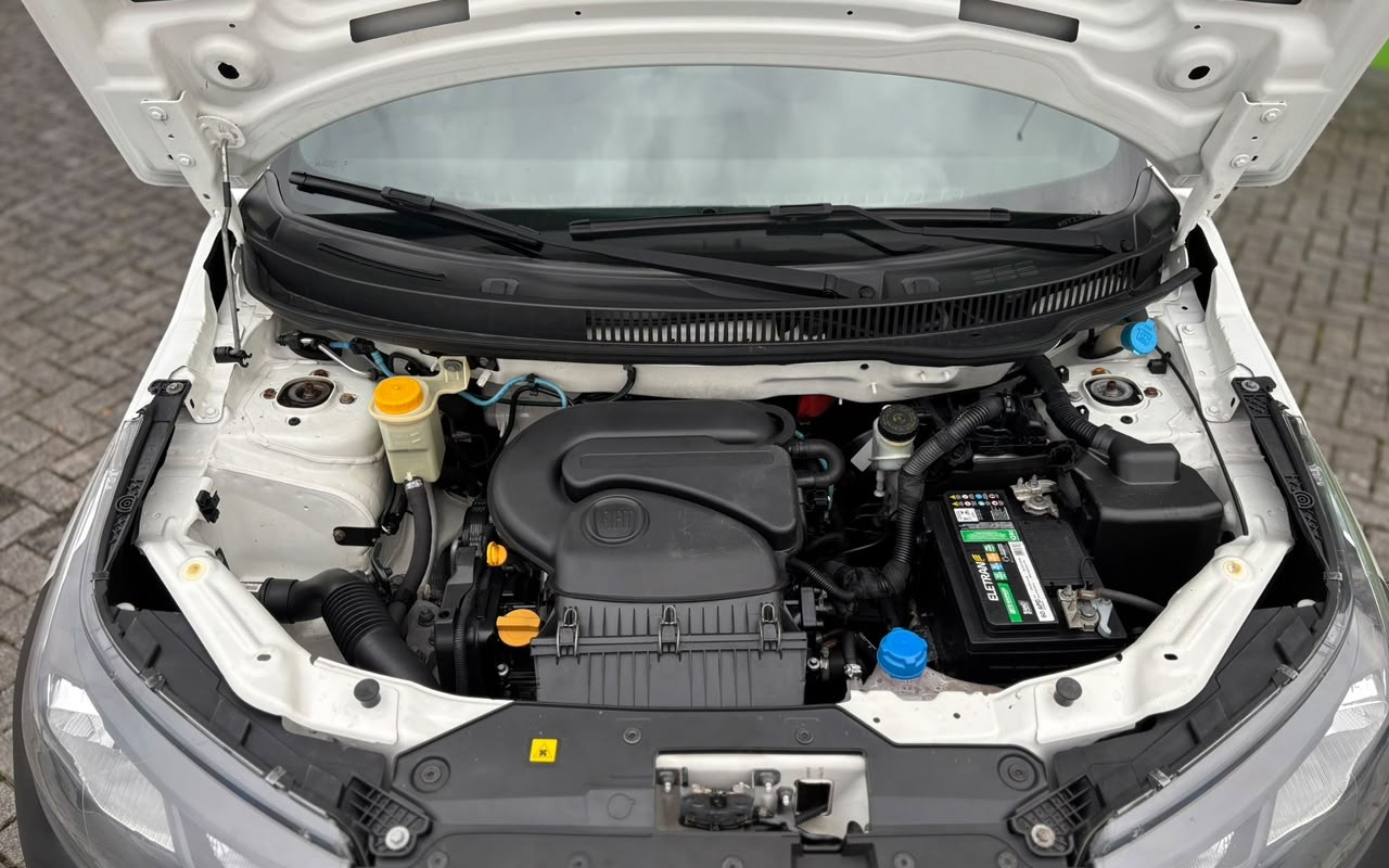 imagem-https://www.socarrao.com.br/sc-vehicle-images-prod/3968804/1789836016894-V2hhdHNBcHAgSW1hZ2UgMjAyNi0wOS0xNiBhdCAxNS40MS4yNSAoMSkuanBlZw.jpeg