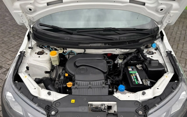 imagem-https://www.socarrao.com.br/sc-vehicle-images-prod/3968804/1789836016894-V2hhdHNBcHAgSW1hZ2UgMjAyNi0wOS0xNiBhdCAxNS40MS4yNSAoMSkuanBlZw.jpeg