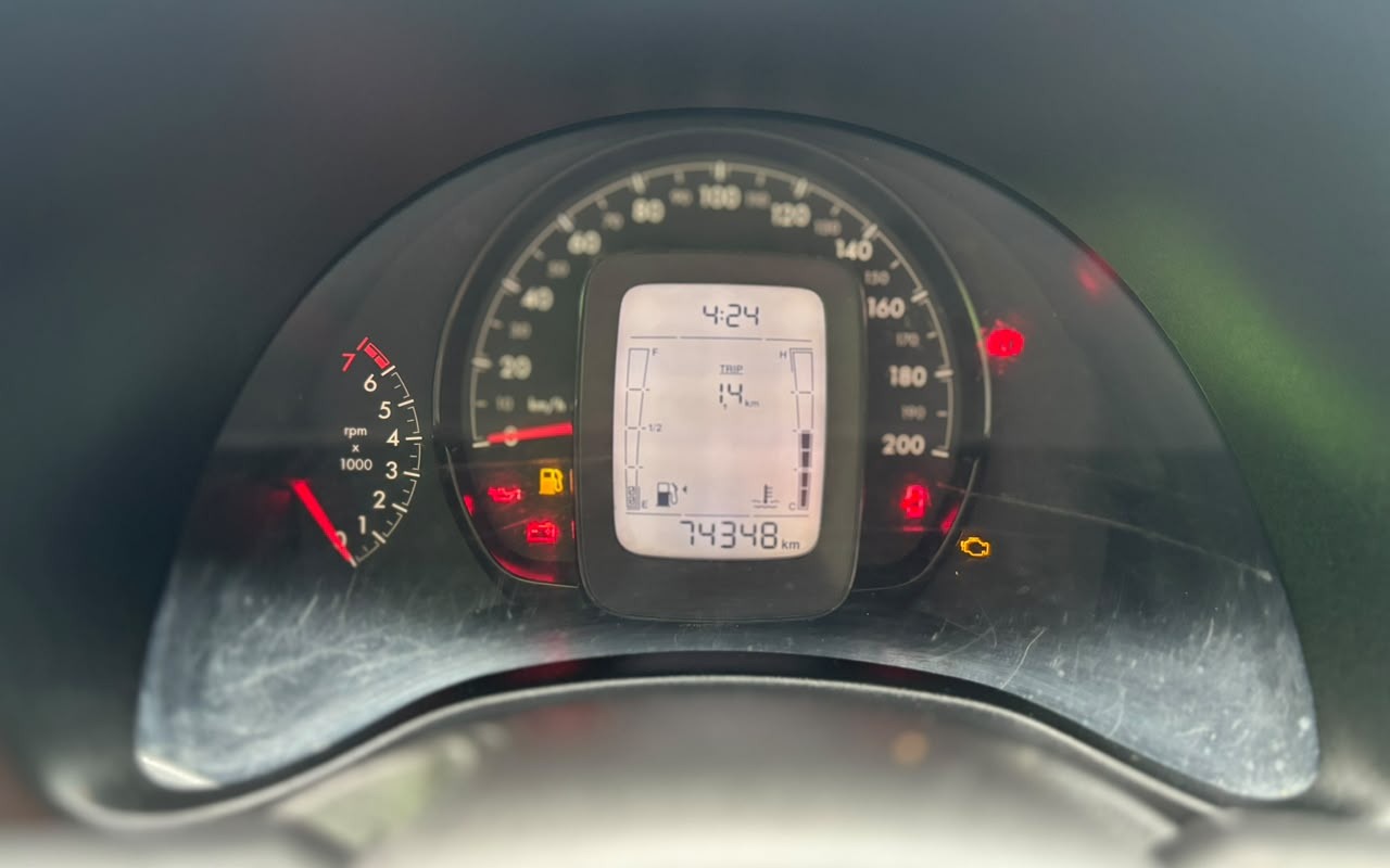imagem-https://www.socarrao.com.br/sc-vehicle-images-prod/3968804/1789836017079-V2hhdHNBcHAgSW1hZ2UgMjAyNi0wOS0xNiBhdCAxNS40MS4yNiAoMikuanBlZw.jpeg