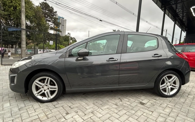 imagem-https://www.socarrao.com.br/sc-vehicle-images-prod/3968999/1789838544048-14_094510.jpg
