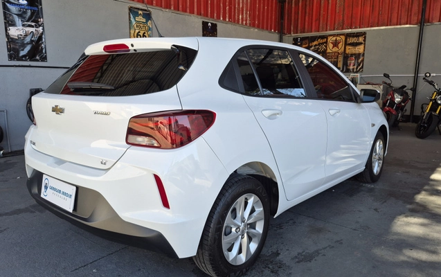 imagem-https://www.socarrao.com.br/sc-vehicle-images-prod/3969047/1789839016513-vehicle_image_1788442704_cf60a07933b00210f210dd18900b1597.jpeg
