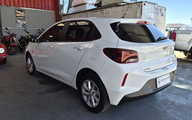 imagem-https://www.socarrao.com.br/sc-vehicle-images-prod/3969047/1789839016516-vehicle_image_1788442712_5fa048b6ad0225efb4fbbb93982ce454.jpeg