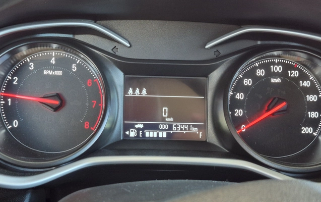 imagem-https://www.socarrao.com.br/sc-vehicle-images-prod/3969047/1789839016530-vehicle_image_1788442793_156e1c9df9ebd6556717cdf2fe6bee8d.jpeg
