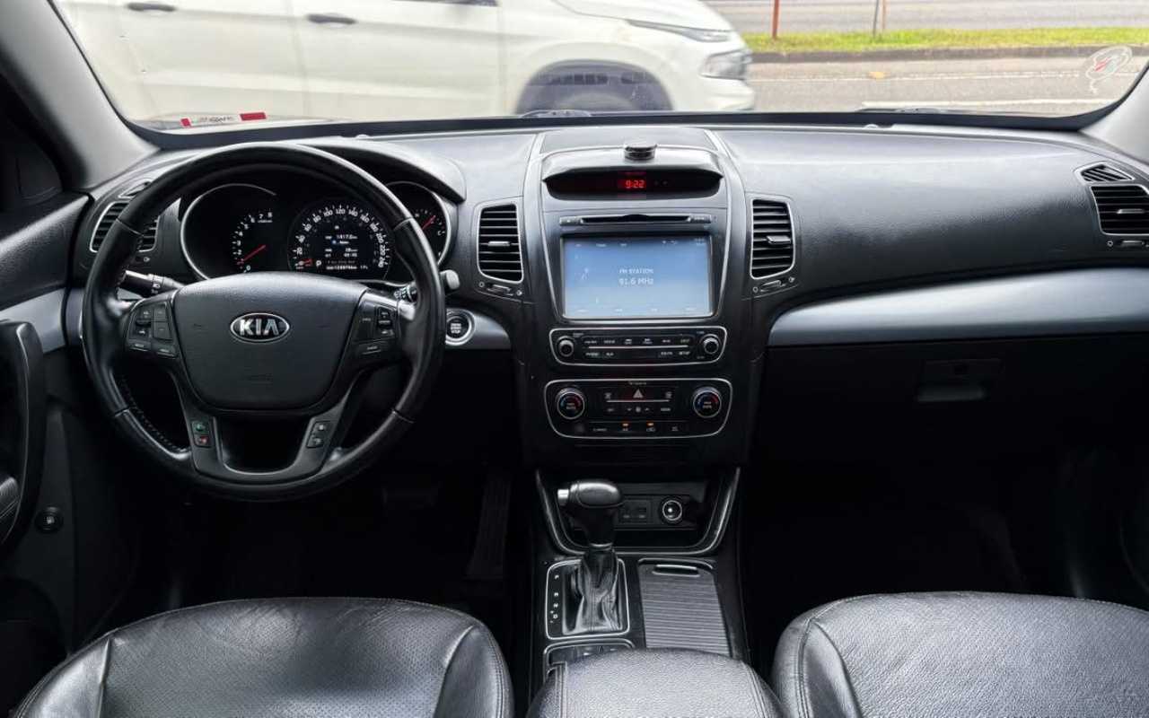imagem-https://www.socarrao.com.br/sc-vehicle-images-prod/3969179/1789839451324-V2hhdHNBcHAgSW1hZ2UgMjAyNi0wOS0xOSBhdCAxMS4yMy4yOSAoMSkuanBlZw.jpeg