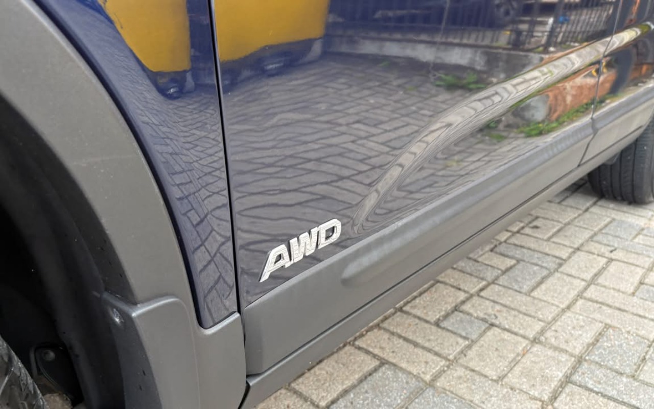imagem-https://www.socarrao.com.br/sc-vehicle-images-prod/3969179/1789839452463-V2hhdHNBcHAgSW1hZ2UgMjAyNi0wOS0xOSBhdCAxMS4yMy4yNyAoMikuanBlZw.jpeg