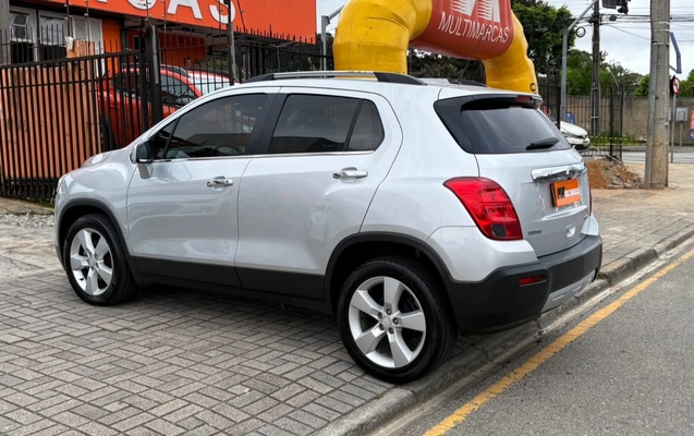 imagem-https://www.socarrao.com.br/sc-vehicle-images-prod/3969344/1789840432624-V2hhdHNBcHAgSW1hZ2UgMjAyNi0wOS0xOSBhdCAxMS41MS4xNyAoMykuanBlZw.jpeg