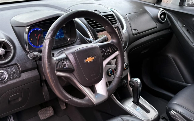 imagem-https://www.socarrao.com.br/sc-vehicle-images-prod/3969344/1789840433046-V2hhdHNBcHAgSW1hZ2UgMjAyNi0wOS0xOSBhdCAxMS41MS4xNSAoNCkuanBlZw.jpeg