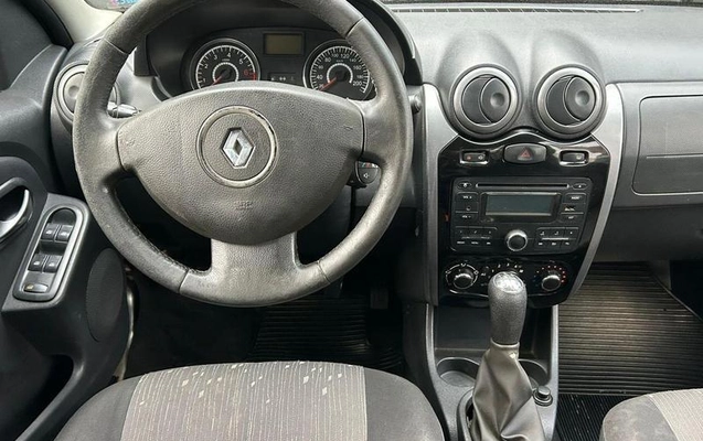 imagem-https://www.socarrao.com.br/sc-vehicle-images-prod/3969440/1789841395433-695819313