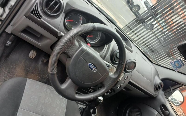 imagem-https://www.socarrao.com.br/sc-vehicle-images-prod/3969591/1789843234336-695816552