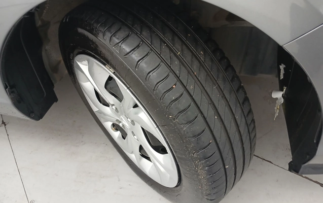 imagem-https://www.socarrao.com.br/sc-vehicle-images-prod/3969665/1789844605824-1_102435.jpg